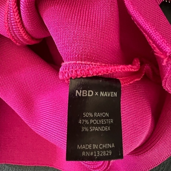 NWT NBD x Naven Donna Dress in Magenta - Picture 9 of 11
